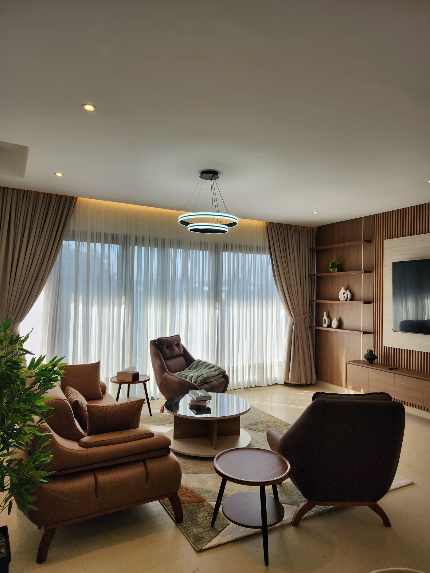 Open-plan living room filmed by BlueHorse